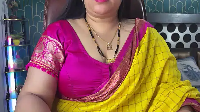 FlatVincy4 online show from February 12, 2026, 4:51 am