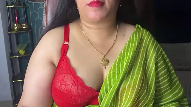 FlatVincy4 online show from July 7, 2026, 9:57 am
