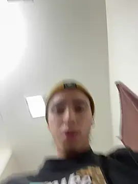 qbaby96 online show from December 28, 2024, 5:12 am