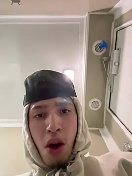 qbaby96 online show from February 27, 2025, 5:24 am