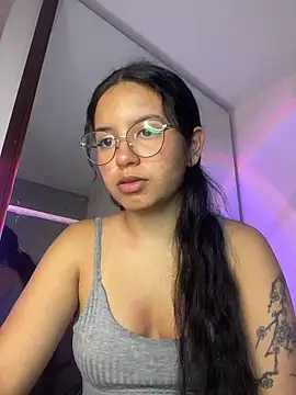 Rosita forever  online show from April 23, 2026, 4:42 pm