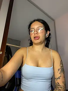 Rosita forever  online show from May 2, 2026, 4:12 pm
