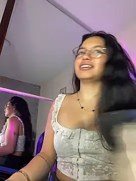Rosita forever  online show from May 11, 2026, 2:56 pm