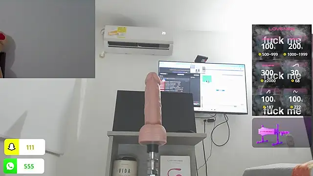 Snapshot of mariana_1_ chatting on January 10, 2025, 4:22 am mariana 1 online show from January 10, 2025, 4:22 am