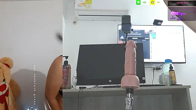 Snapshot of mariana_1_ chatting on February 12, 2025, 7:44 am mariana 1 online show from February 12, 2025, 7:44 am