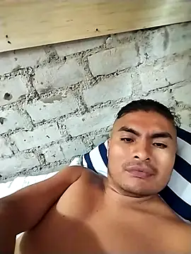 Snapshot of Crashsolitario chatting on March 31, 2026, 2:17 pm Crashsolitario online show from March 31, 2026, 2:17 pm