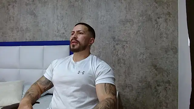 Luck Grey online show from March 7, 2025, 6:22 pm