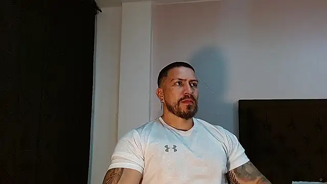 Luck Grey online show from March 7, 2025, 10:32 pm