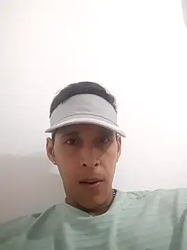 judesmith95 online show from December 19, 2024, 11:35 pm