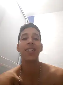 judesmith95 online show from December 31, 2024, 7:07 pm