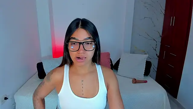 Snapshot of martina_roldam chatting on April 20, 2026, 3:09 am martina roldam online show from April 20, 2026, 3:09 am