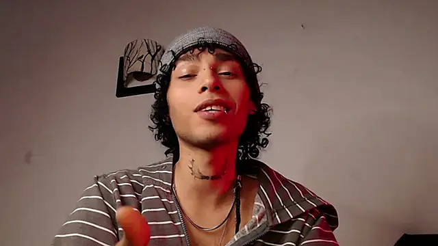 Snapshot of seven7xis chatting on January 22, 2025, 9:35 am seven7xis online show from January 22, 2025, 9:35 am