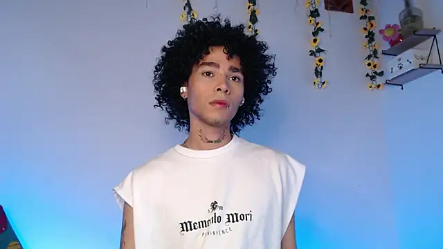 Snapshot of seven7xis chatting on March 19, 2025, 5:08 am seven7xis online show from March 19, 2025, 5:08 am