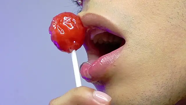 Snapshot of seven7xis chatting on March 21, 2025, 8:06 am seven7xis online show from March 21, 2025, 8:06 am