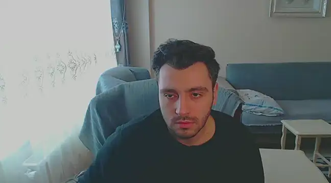 handsomeee04 online show from February 2, 2025, 11:30 am