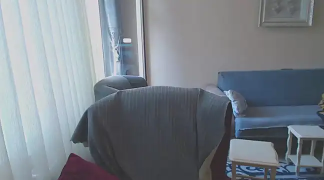 handsomeee04 online show from March 13, 2025, 6:05 am