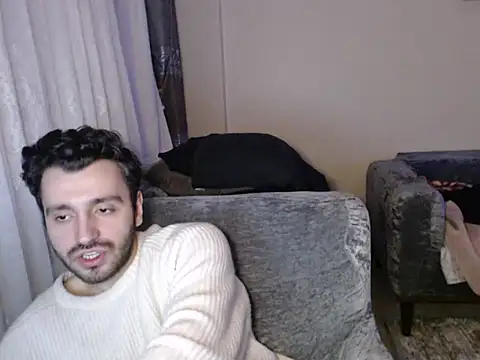 handsomeee04 online show from April 3, 2026, 5:22 pm