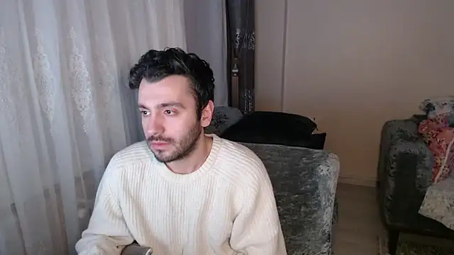 Snapshot of handsomeee04 chatting on April 18, 2026, 8:53 pm handsomeee04 online show from April 18, 2026, 8:53 pm