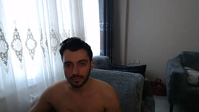 Snapshot of handsomeee04 chatting on May 18, 2026, 4:07 am handsomeee04 online show from May 18, 2026, 4:07 am