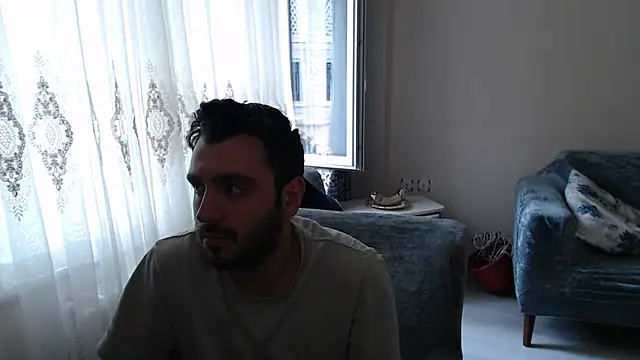 Snapshot of handsomeee04 chatting on May 21, 2026, 12:45 pm handsomeee04 online show from May 21, 2026, 12:45 pm