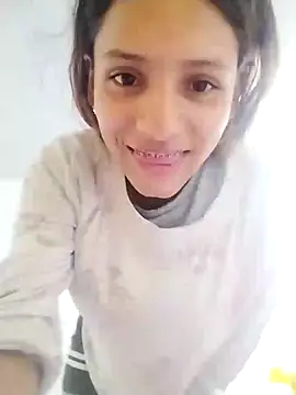 charlotes28 online show from January 6, 2025, 2:03 pm