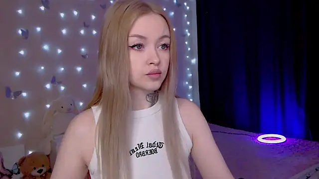 Snapshot of Naughty_Mable chatting on February 26, 2026, 12:09 am Naughty Mable online show from February 26, 2026, 12:09 am