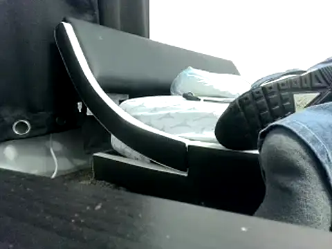 party51502 online show from February 3, 2025, 2:02 pm