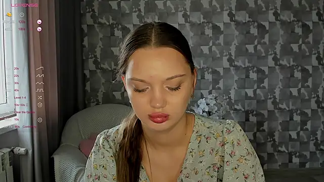 Snapshot of Lovely_Lure chatting on March 13, 2025, 6:05 am Lovely Lure online show from March 13, 2025, 6:05 am