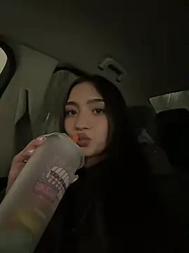 Snapshot of MilenaMilven chatting on February 13, 2025, 11:28 am MilenaMilven online show from February 13, 2025, 11:28 am