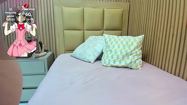 LOLAMAXI online show from October 20, 2025, 3:18 am