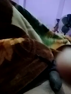 PLAYBOYYRAAJ online show from February 5, 2026, 1:38 pm