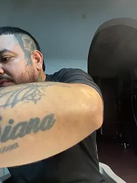 El Titan1998 online show from March 17, 2026, 12:04 am