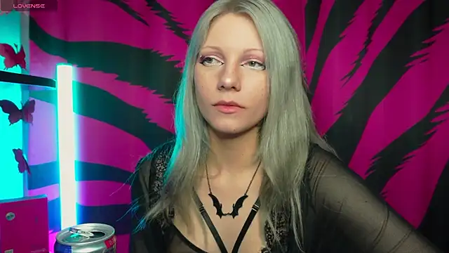 Snapshot of Vasya_Sylvia chatting on June 17, 2026, 4:04 am Vasya Sylvia online show from June 17, 2026, 4:04 am