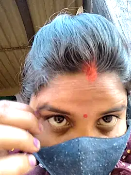 Snapshot of sweet_suman chatting on March 22, 2025, 11:42 am sweet suman online show from March 22, 2025, 11:42 am