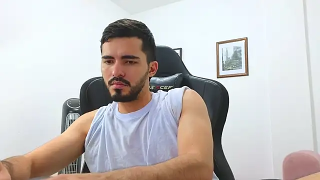 Massimoo 07 online show from December 31, 2024, 2:29 am