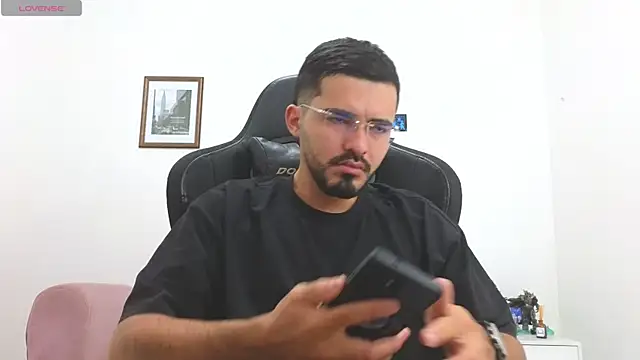 Massimoo 07 online show from November 12, 2025, 3:56 pm