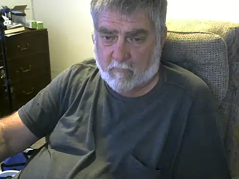 viejo oso online show from September 15, 2025, 4:01 am