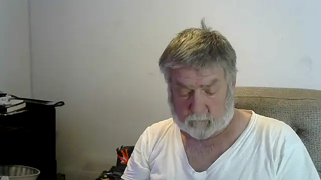 viejo oso online show from January 18, 2026, 10:02 pm