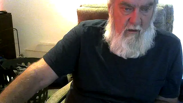 Snapshot of viejo_oso chatting on June 21, 2026, 2:41 pm viejo oso online show from June 21, 2026, 2:41 pm