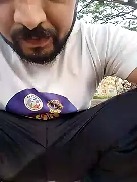 hot punekar online show from February 28, 2025, 3:15 am