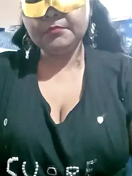 Snapshot of LustyBhabhi chatting on February 23, 2025, 1:53 pm LustyBhabhi online show from February 23, 2025, 1:53 pm