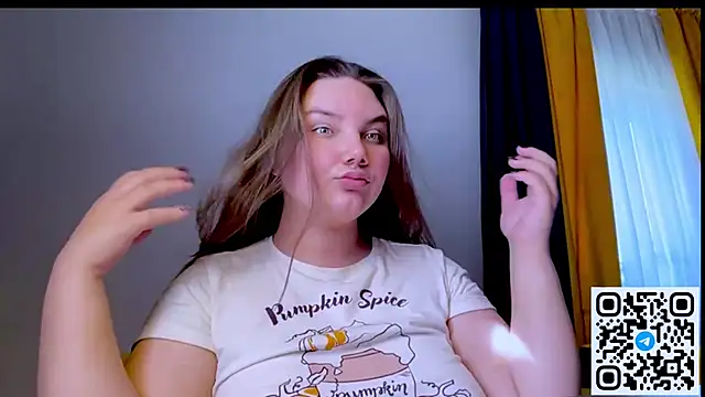 Dreamyblushfairy online show from May 23, 2026, 2:32 pm