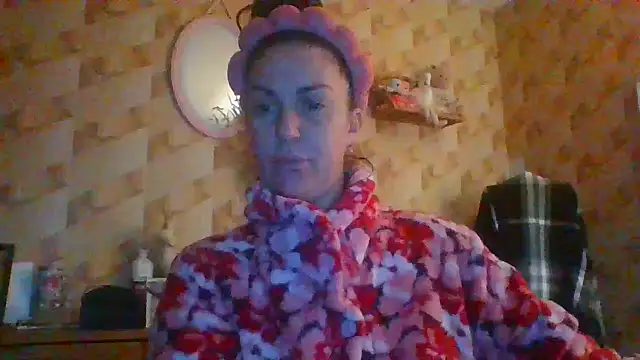 BELLAMORGANE1 online show from December 28, 2024, 4:41 pm