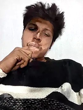 sexy boy 26 online show from February 6, 2026, 8:34 pm