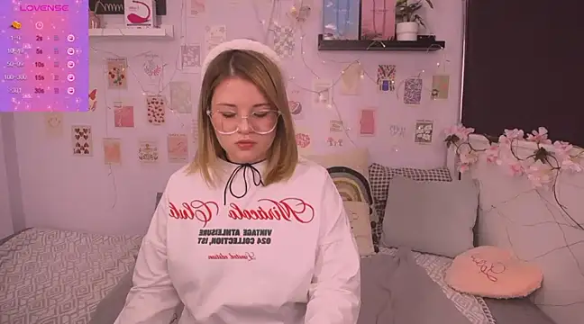 TessPleasure online show from January 3, 2025, 3:05 am