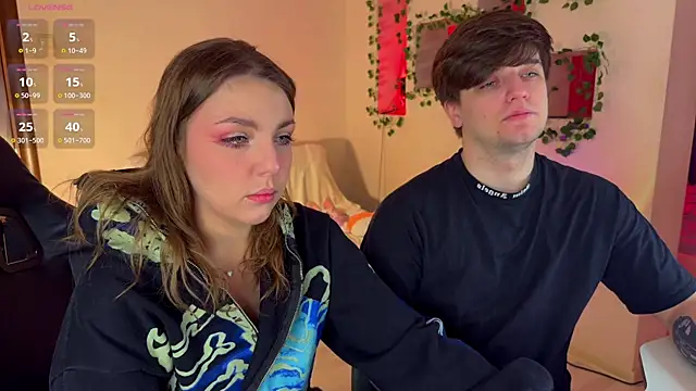 RobertAndLinela online show from February 5, 2026, 9:25 am