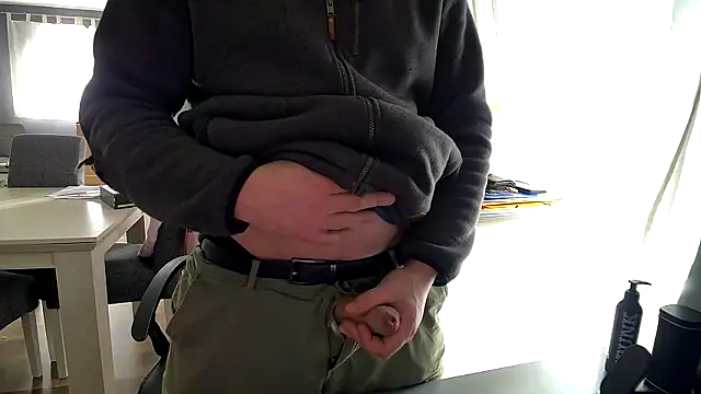 ScuddyCum online show from January 22, 2025, 10:07 am