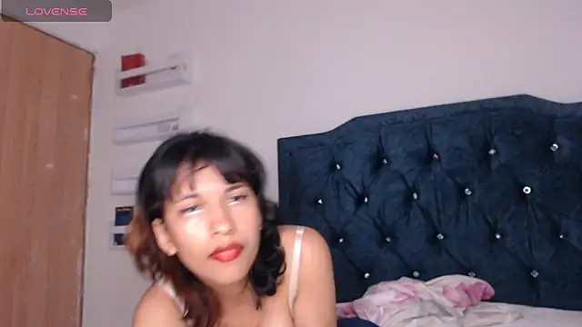 Snapshot of mari_heart chatting on March 21, 2025, 3:55 am mari heart online show from March 21, 2025, 3:55 am