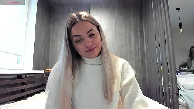 Snapshot of Mia___murrr chatting on November 11, 2025, 2:11 am Mia murrr online show from November 11, 2025, 2:11 am