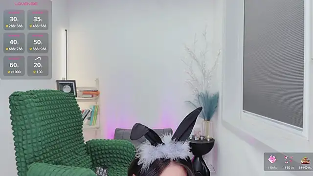 Natasha2025 online show from September 18, 2025, 2:08 pm